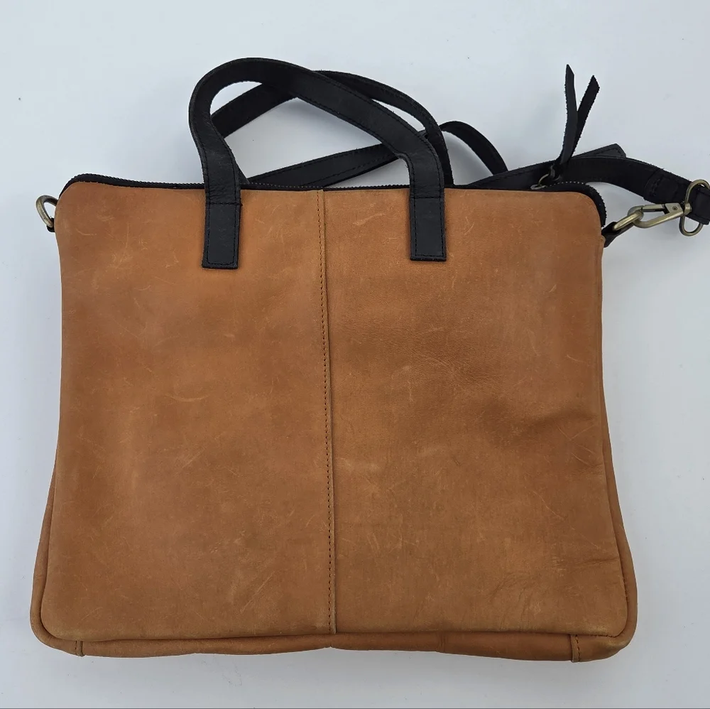 Kabana Leather Laptop Leather Bag Tan Camel Crossbody